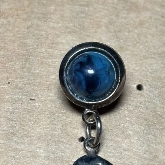 Vintage Silver Toned Thunderbird Earrings ! - Picture 3 of 4